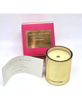 DayNa Decker Chandel JuJuBe Peony 7 Oz Candle EcoWood Wick Gold Glass Rare NEW
